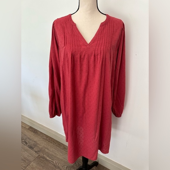Old Navy red long sleeve dress knee length SZ M  NWT - Picture 1 of 7